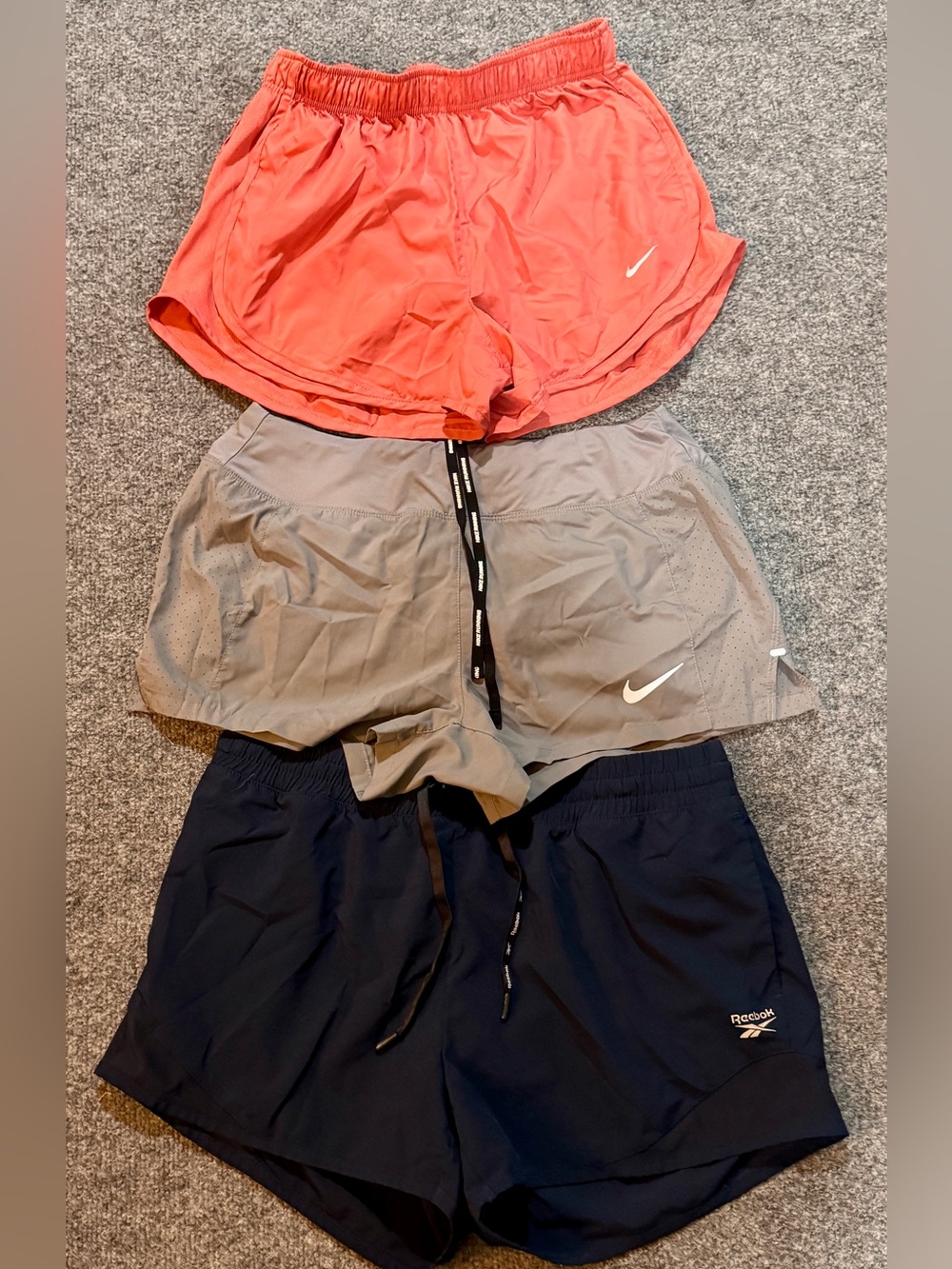 Nike Reebok Womens Running Shorts Size Medium Lot Of 3 Lined Peach Navy Gray